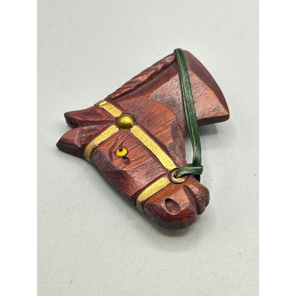 Vintage Wooden Horse Head Brooch Pin Hand Carved Collectible Animal Jewelry - Picture 3 of 7